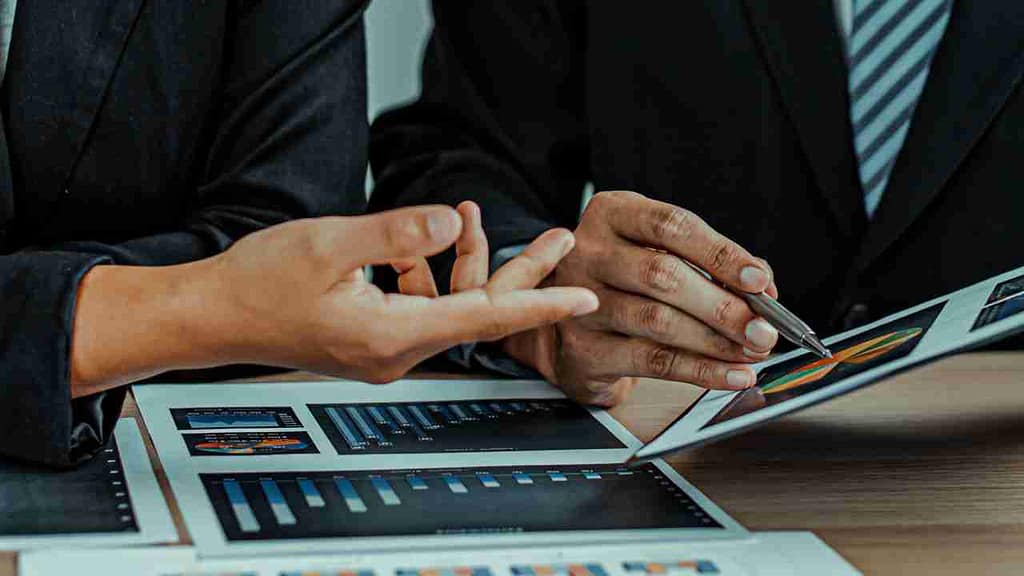 5 Key Fields to Include in Product Schema for Review Articles