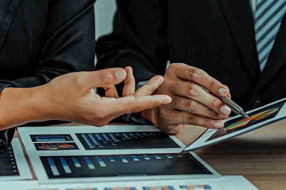 5 Key Fields to Include in Product Schema for Review Articles